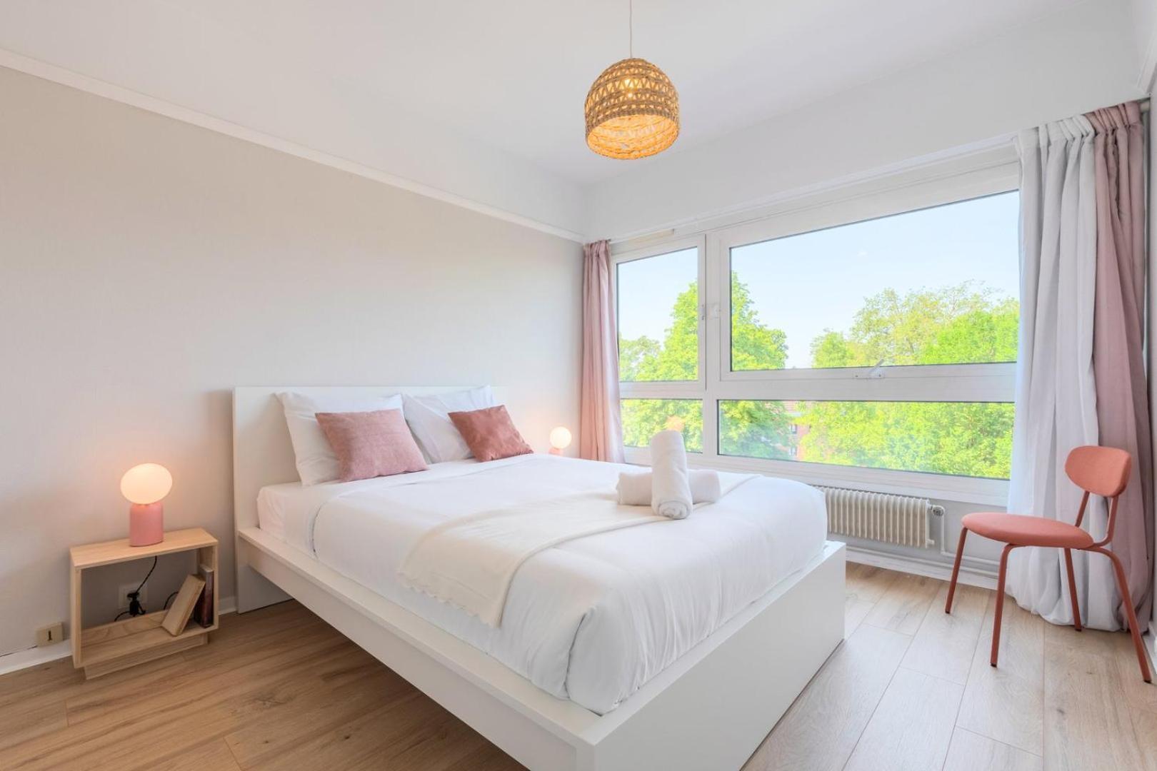 Spacious 3 Bedroom Apartment & Private Parking! Lambersart Extérieur photo