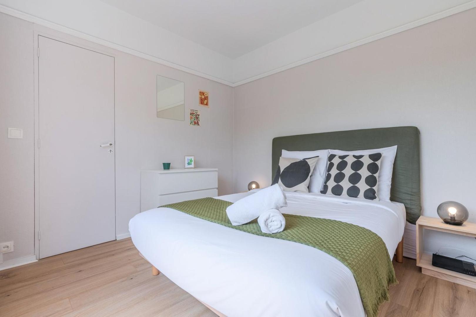 Spacious 3 Bedroom Apartment & Private Parking! Lambersart Extérieur photo